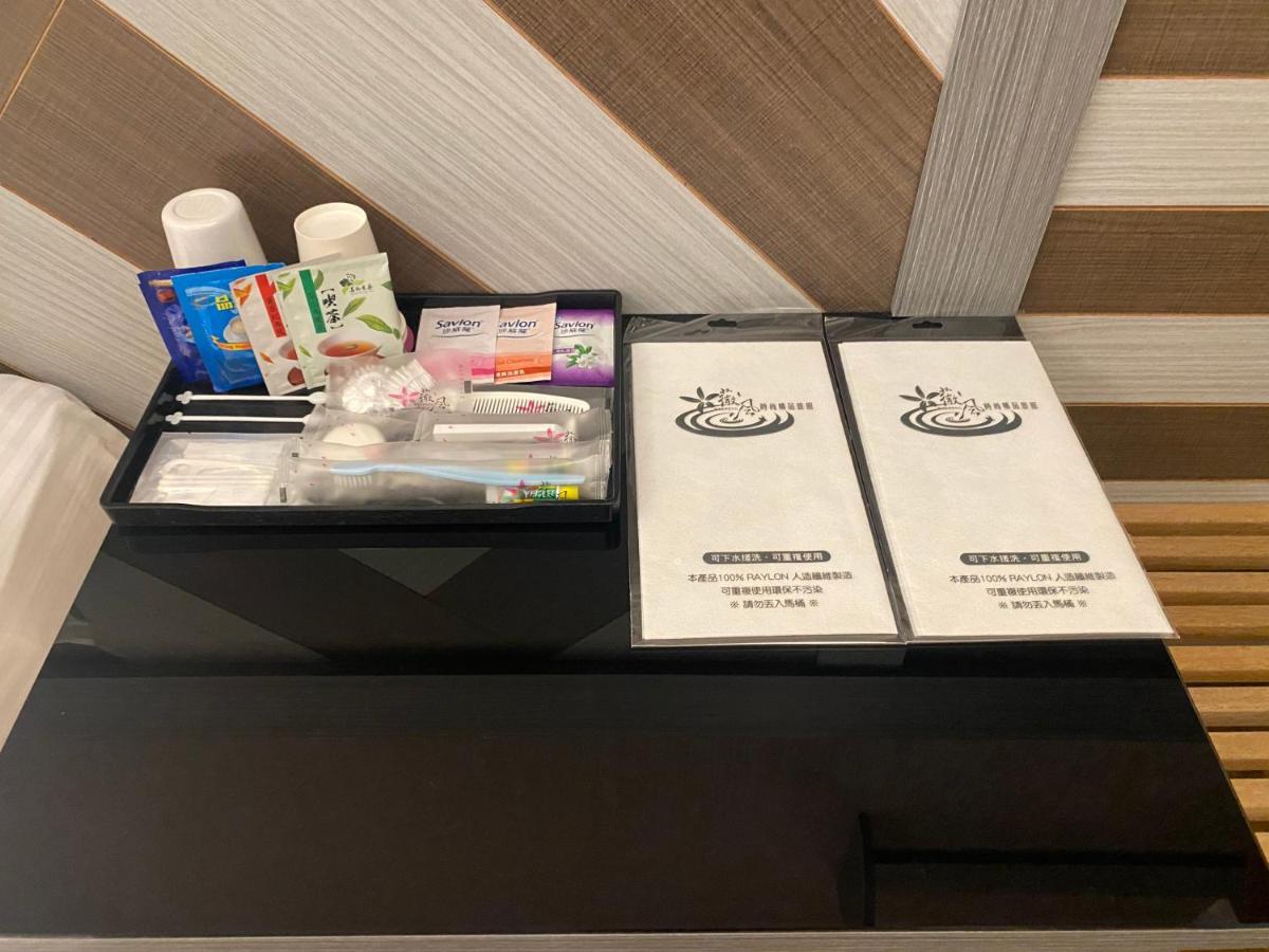 Weifeng Boutique Business Hotel - Zhanqian Branch Pingtung Kültér fotó