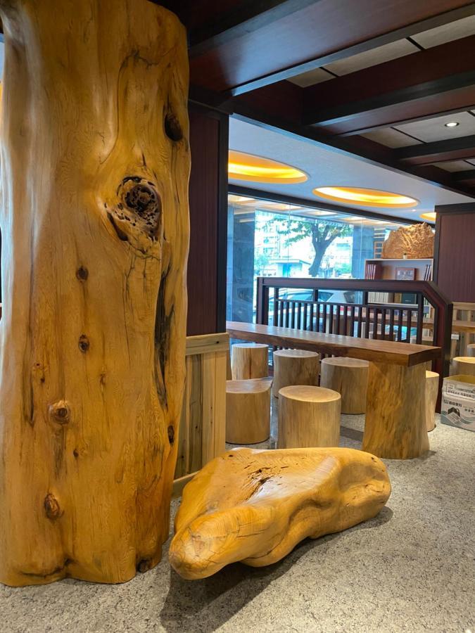 Weifeng Boutique Business Hotel - Zhanqian Branch Pingtung Kültér fotó
