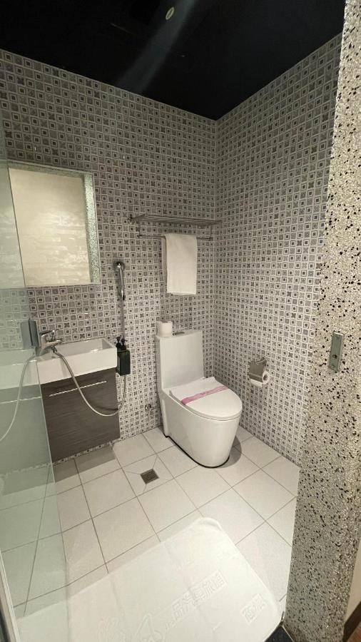 Weifeng Boutique Business Hotel - Zhanqian Branch Pingtung Kültér fotó