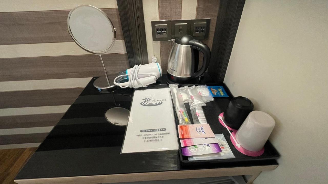 Weifeng Boutique Business Hotel - Zhanqian Branch Pingtung Kültér fotó